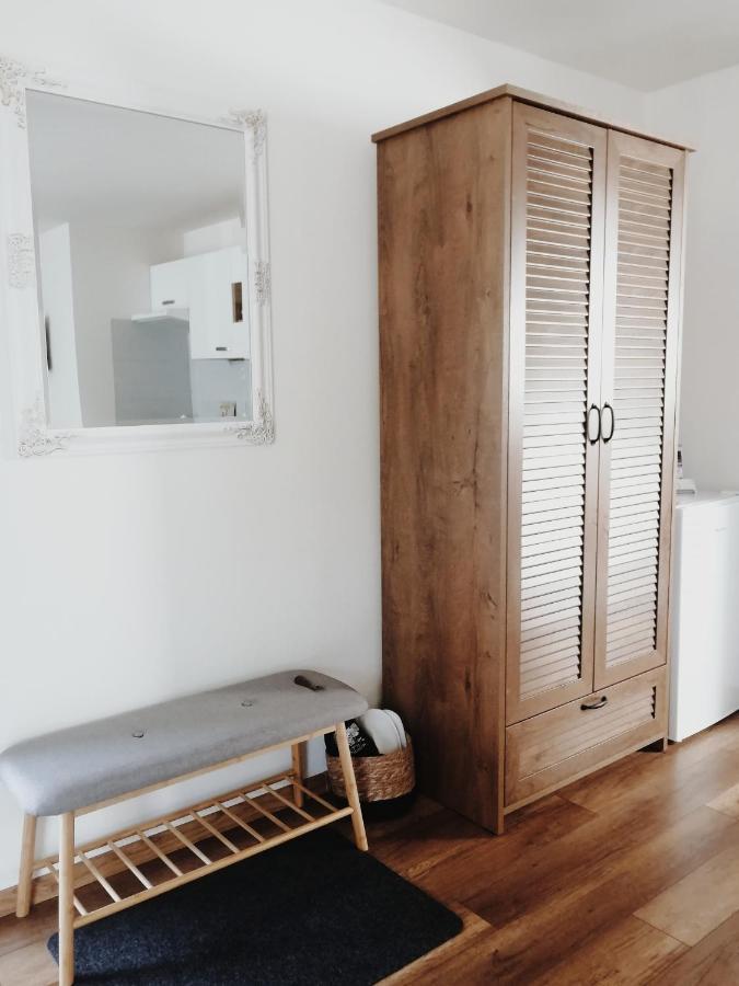 Apartman Pri Parku Sered' Exterior photo